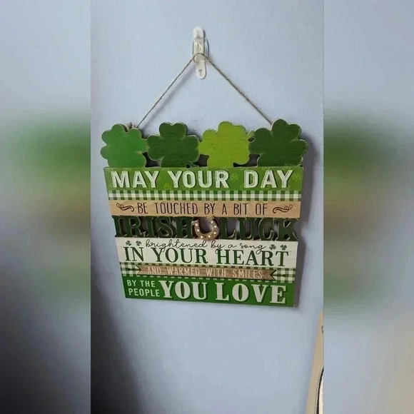 St Patrick's Day Wooden Sign - Picture 1 of 4